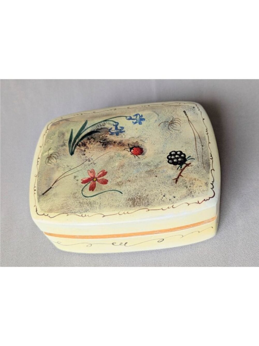 Vintage Wooden Trinket Jewelry Keepsake Box Lady Bug Hand Painted